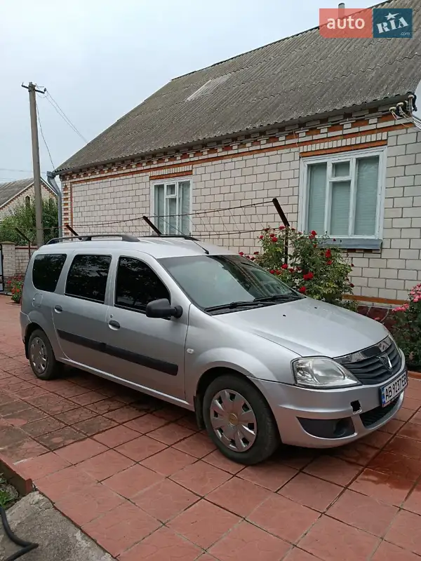 Dacia Logan 2012