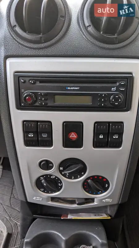 Dacia Logan 2008 VIN UU1KSD0M540081637 фото оголошення 10 з 44