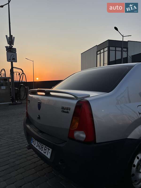 Седан Dacia Logan 2008 в Мукачевому