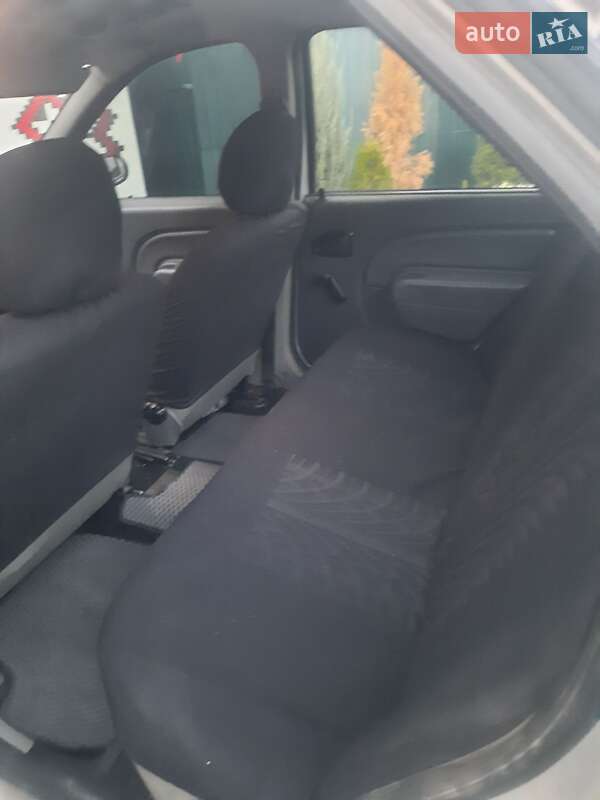 Седан Dacia Logan 2008 в Благовещенском