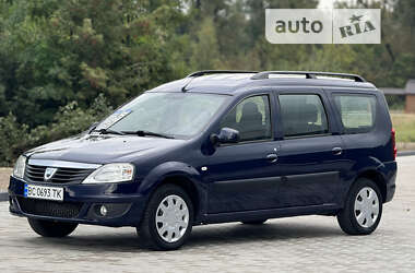 Седан Dacia Logan 2012 в Самборе