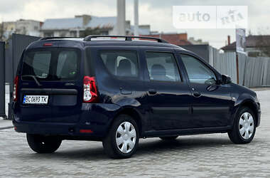 Седан Dacia Logan 2012 в Самборе