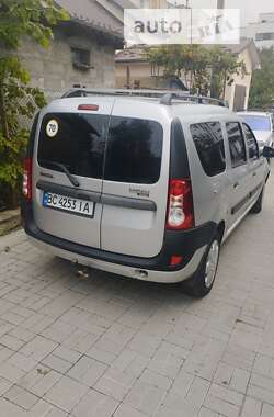 Седан Dacia Logan 2008 в Львові