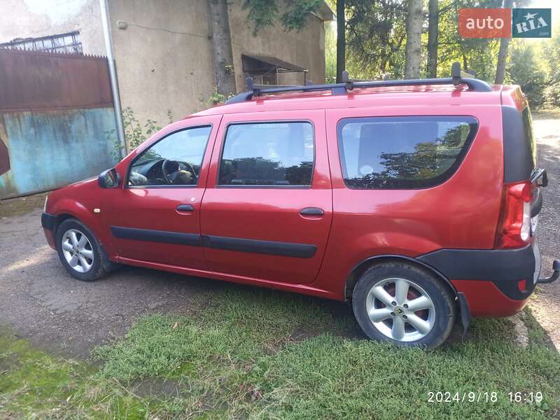 Универсал Dacia Logan 2008 в Ужгороде
