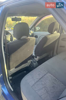 Седан Dacia Logan 2006 в 
