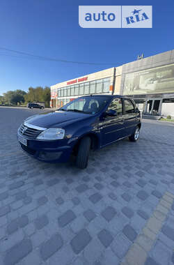 Седан Dacia Logan 2009 в Хмельницькому