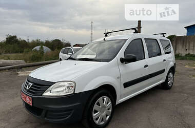 Седан Dacia Logan 2012 в Ровно