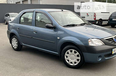 Седан Dacia Logan 2007 в Киеве