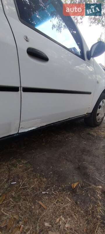 Седан Dacia Logan 2007 в Полтаве фото 7 Седан Dacia Logan 2007 в Полтаве