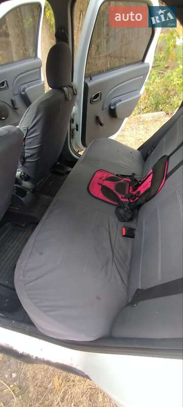 Седан Dacia Logan 2007 в Полтаве фото 17 Седан Dacia Logan 2007 в Полтаве