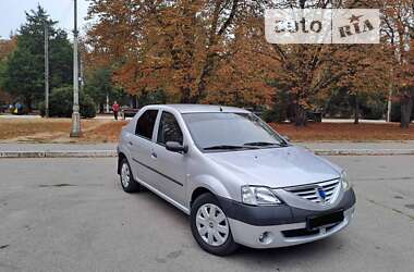 Седан Dacia Logan 2007 в Жовтих Водах