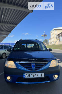 Седан Dacia Logan 2008 в Виннице