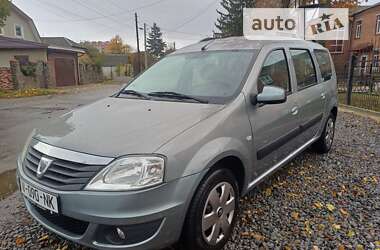 Седан Dacia Logan 2011 в Козятині