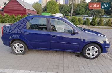 Седан Dacia Logan 2009 в Львові