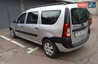 Седан Dacia Logan 2008 в Чернігові