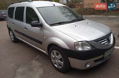 Седан Dacia Logan 2008 в Чернігові