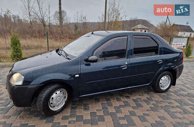 Седан Dacia Logan 2006 в Сарнах