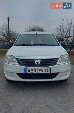 Седан Dacia Logan 2009 в Днепре