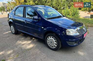 Седан Dacia Logan 2009 в Рівному