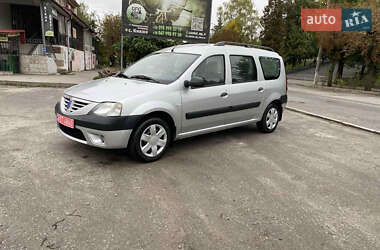 Седан Dacia Logan 2008 в Золочеві