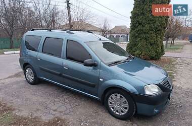 Седан Dacia Logan 2008 в Хоролі