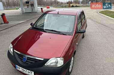 Седан Dacia Logan 2006 в Запоріжжі