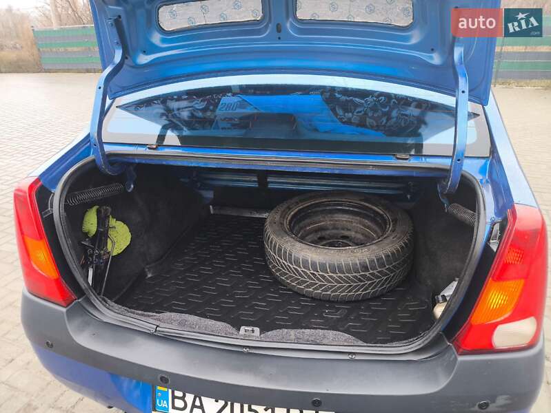 Седан Dacia Logan 2006 в Кропивницькому