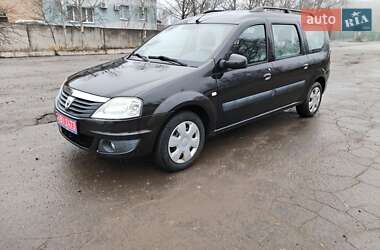 Седан Dacia Logan 2010 в Луцьку