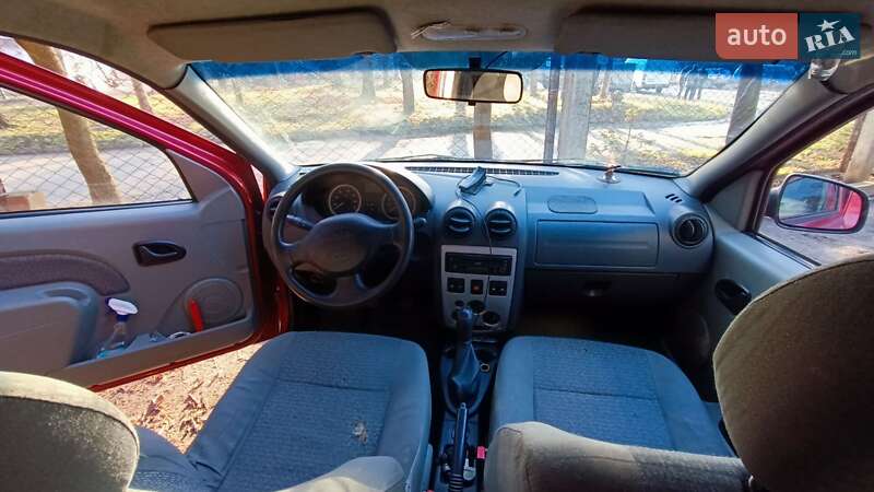 Седан Dacia Logan 2007 в Львове