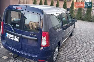 Седан Dacia Logan 2011 в 