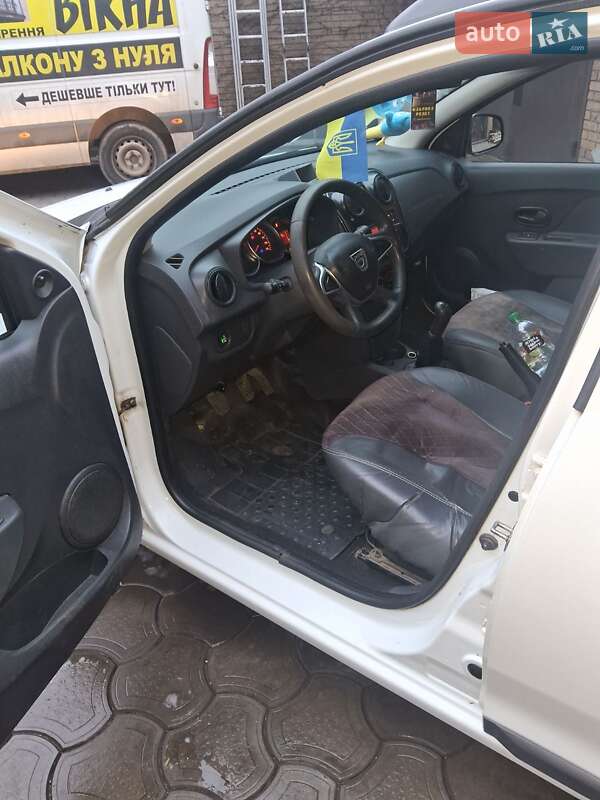 Седан Dacia Logan 2017 в Кривом Роге фото 11 Седан Dacia Logan 2017 в Кривом Роге