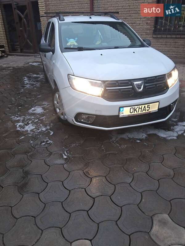Седан Dacia Logan 2017 в Кривом Роге