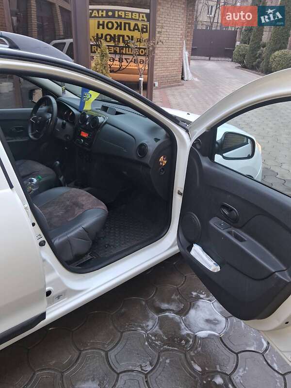 Седан Dacia Logan 2017 в Кривом Роге фото 25 Седан Dacia Logan 2017 в Кривом Роге