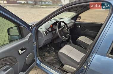 Седан Dacia Logan 2007 в  фото 3 Седан Dacia Logan 2007 в