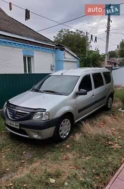 Седан Dacia Logan 2007 в Лисянці