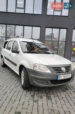 Седан Dacia Logan 2011 в Полтаві