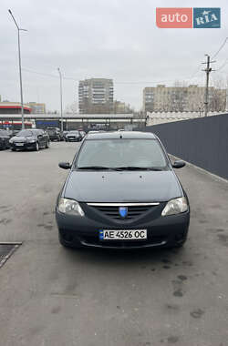 Седан Dacia Logan 2006 в Дніпрі