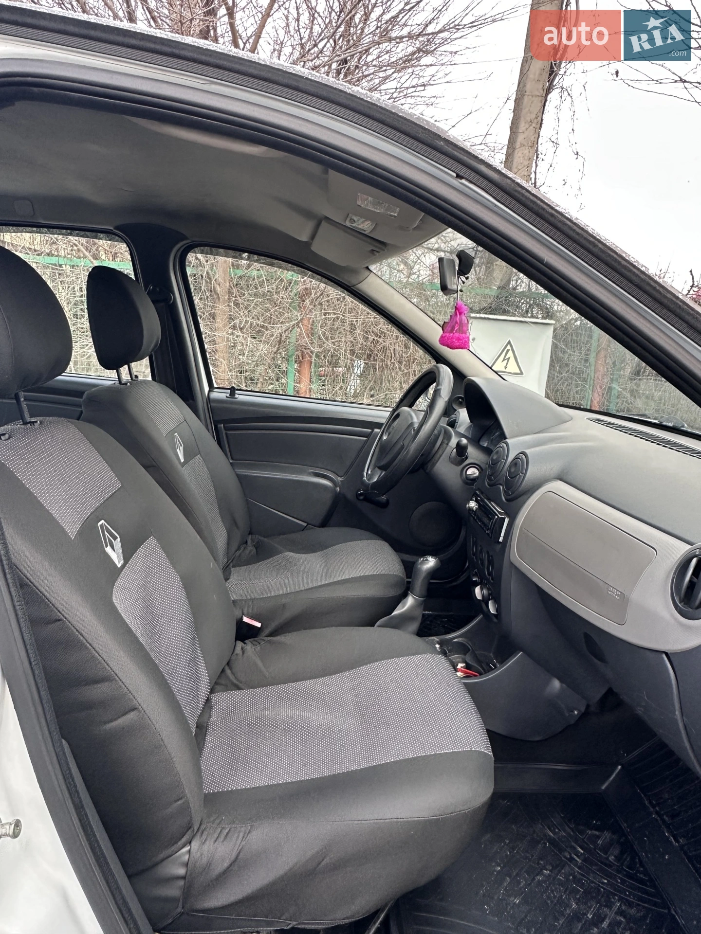 2012 Dacia Logan - мініатюра 7