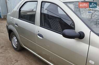 Седан Dacia Logan 2006 в Днепре