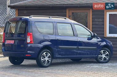 Седан Dacia Logan 2009 в Самборе