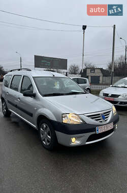 Седан Dacia Logan 2007 в Чернігові