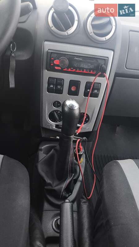 Седан Dacia Logan 2007 в Одессе фото 12 Седан Dacia Logan 2007 в Одессе