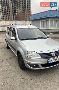 Седан Dacia Logan 2009 в Києві