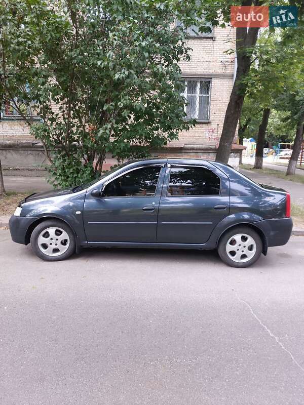 Dacia Logan 2007