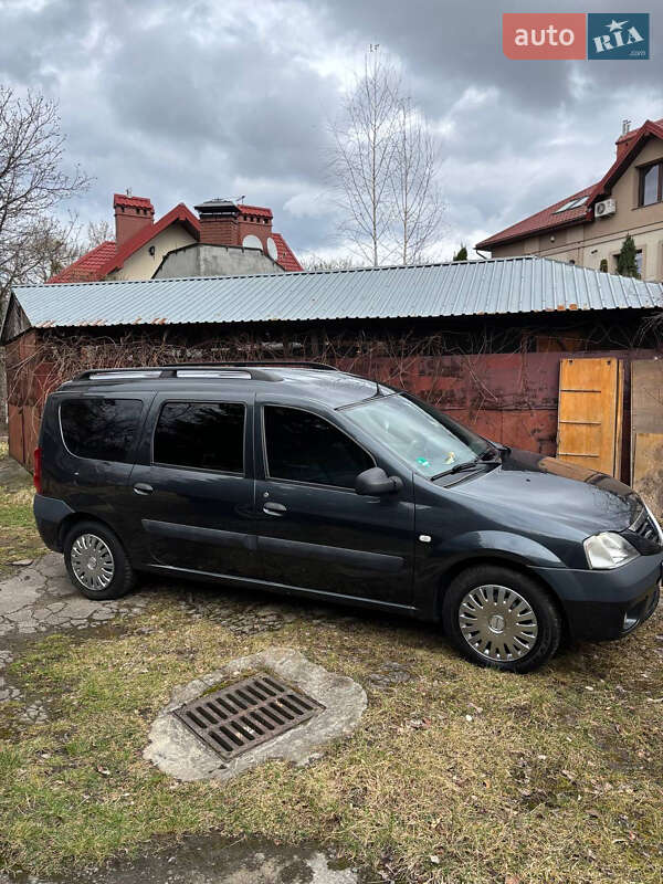 Универсал Dacia Logan 2008 в Львове