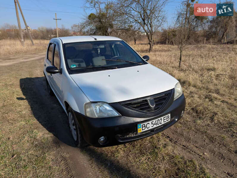 Dacia Logan 2005