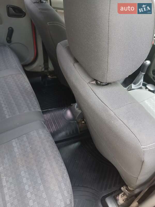 Седан Dacia Logan 2008 в Виннице фото 15 Седан Dacia Logan 2008 в Виннице