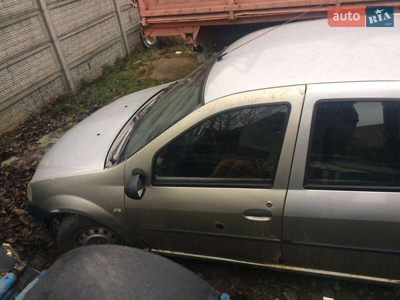 Седан Dacia Logan 2006 в Ивано-Франковске