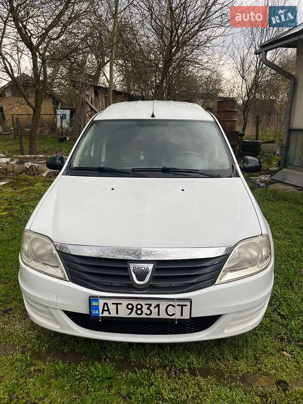 Dacia Logan 2012