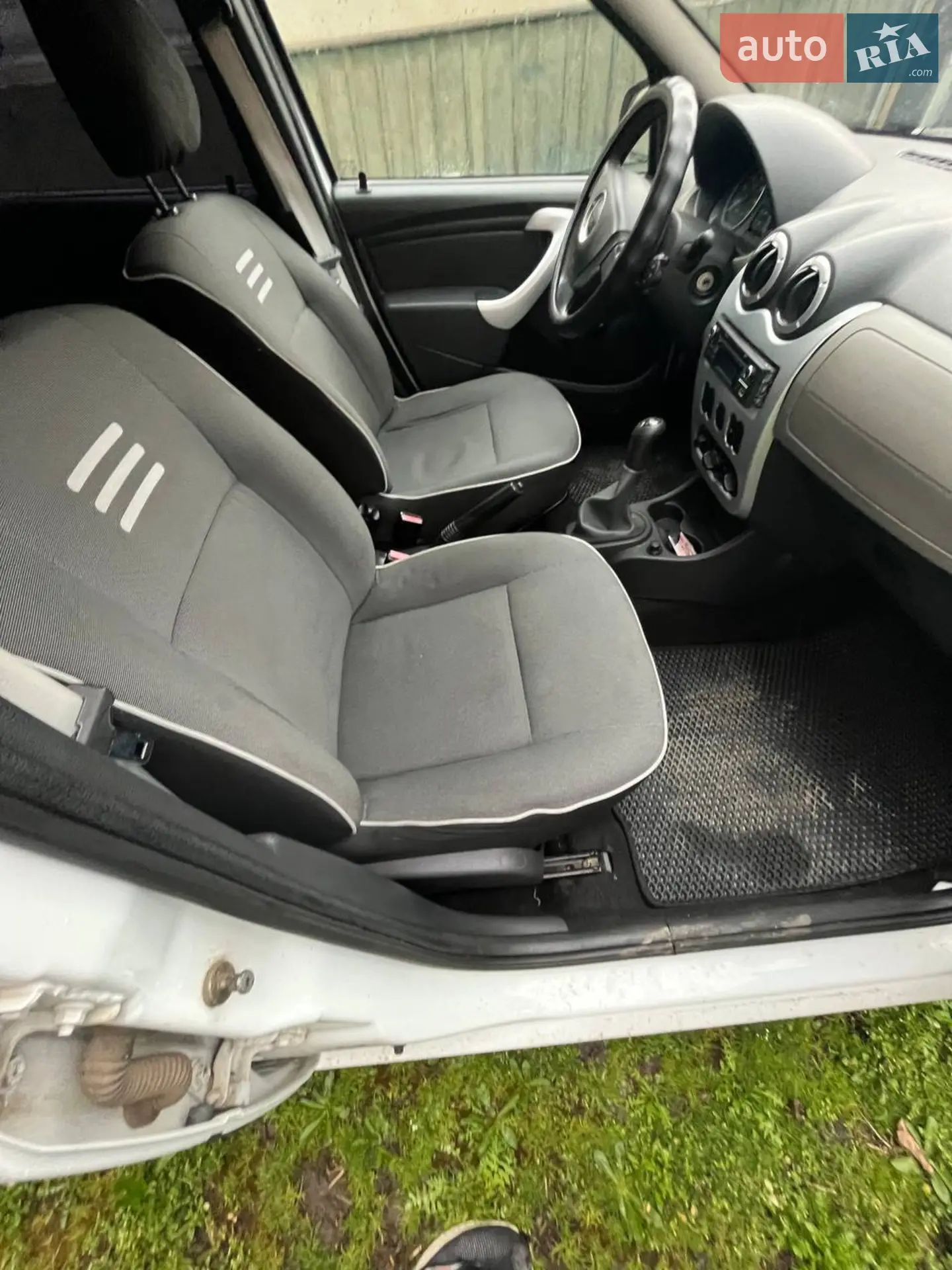 2012 Dacia Logan - мініатюра 7